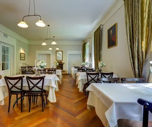 Biały Pałac Palczew: ekskluzywny wypoczynek w zabytkowym hotelu pod Warszawą