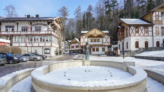 Szczawnica atrakcja – odkryj najciekawsze miejsca i aktywności