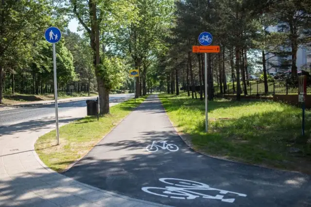 Jak dojechać z Władysławowa do Jastrzębiej Góry - najlepsze opcje transportu