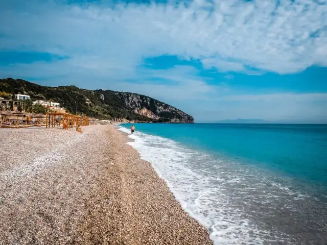 Albania: Najpiękniejsze miejsca - przewodnik po rajskich plażach i górach
