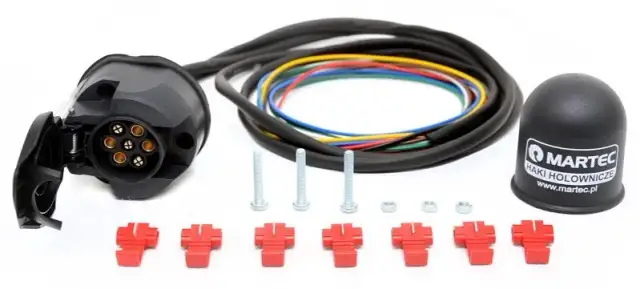 Wybór wiązki haka: 7/13 pin, uniwersalna czy dedykowana? Uniknij błędów!