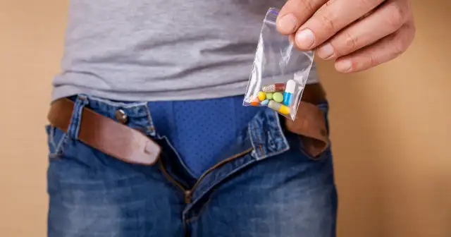 Jak działają leki na potencję i co warto o nich wiedzieć?