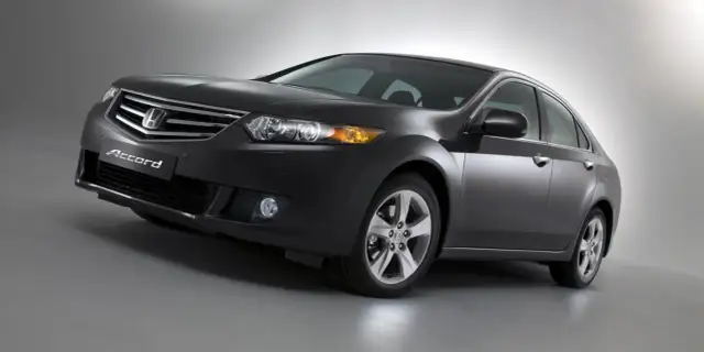 Honda Accord VIII: Ostatni samuraj? Co musisz wiedzieć przed zakupem.