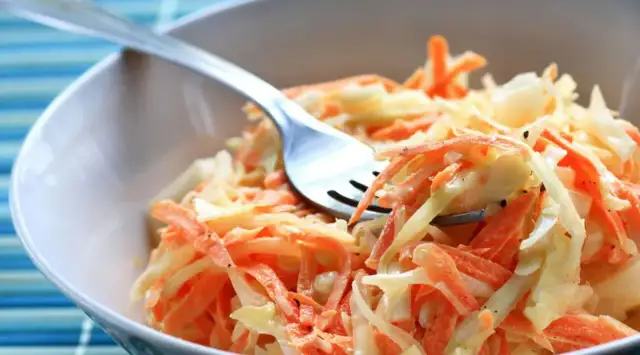 Surówka jak u chińczyka w Thermomixie - prosta i smaczna receptura