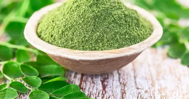 Jak pić herbatę moringa, aby w pełni wykorzystać jej dobroczynne właściwości