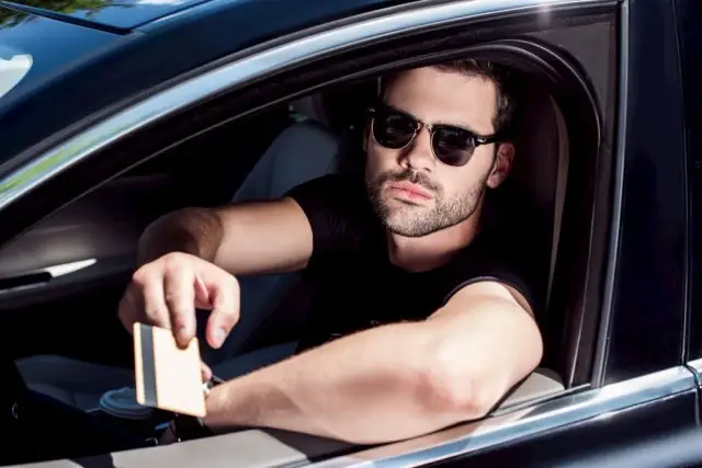 Jak uzyskać kartę kierowcy w Polsce - krok po kroku z wymaganiami