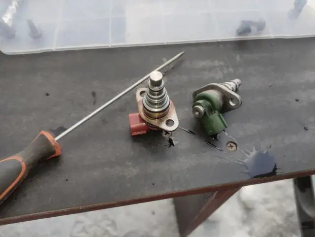 Uszkodzony zawór SCV w Toyocie: 7 najczęstszych objawów awarii silnika