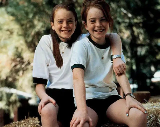 Film o bliźniaczkach na obozie: Czy ich plan zadziała?