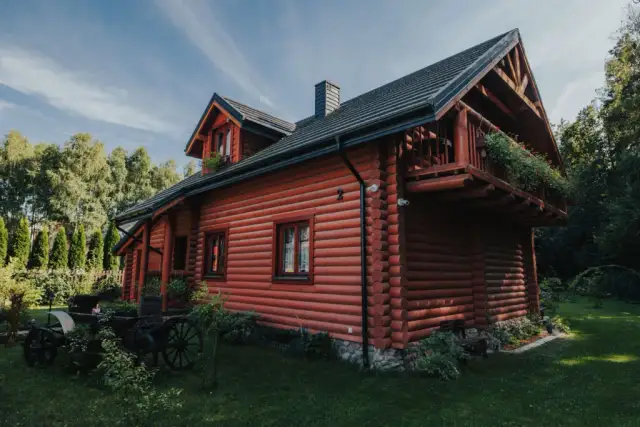 Budowa domu drewnianego pod klucz 2026: Realny koszt i widełki cenowe