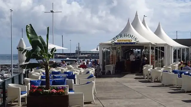 Gdzie zjeść w Funchal? Odkryj najlepsze restauracje i lokalne smaki