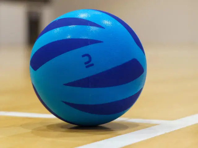 Jak napompować piłkę do pilatesu - uniknij błędów i zyskaj komfort