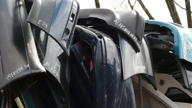 Gdzie wyrzucić zderzak samochodowy? Sprawdź, jak uniknąć problemów