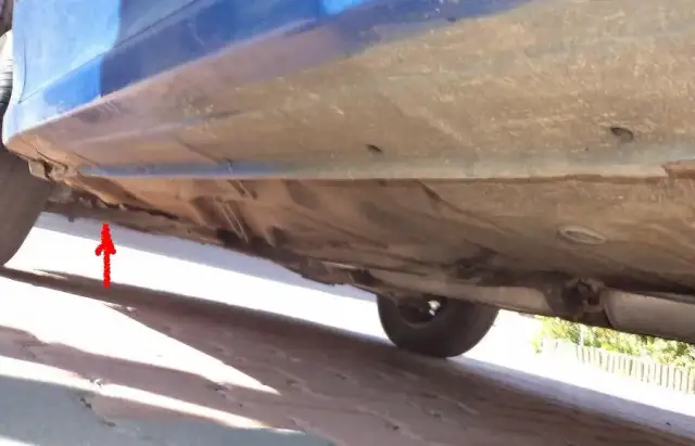 Lewarek w Astrze H: Gdzie podłożyć i jak podnieść bezpiecznie?