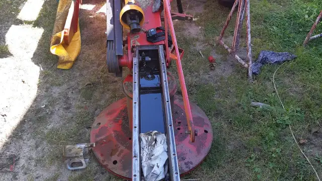 Jak rozebrać bęben kosiarki rotacyjnej bez zbędnych problemów