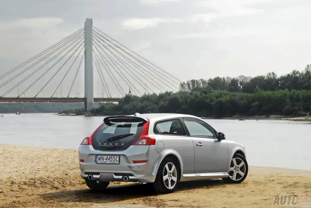 Volvo C30: Jaki silnik wybrać? Ekspert radzi, by uniknąć pułapek!