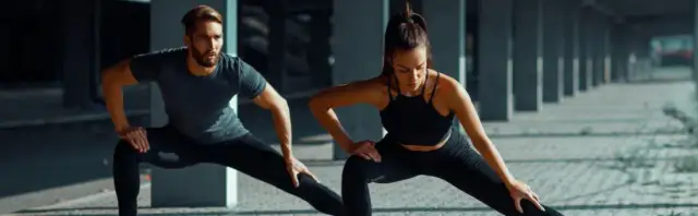 Czy rozciągać się po treningu siłowym? Poznaj kluczowe korzyści