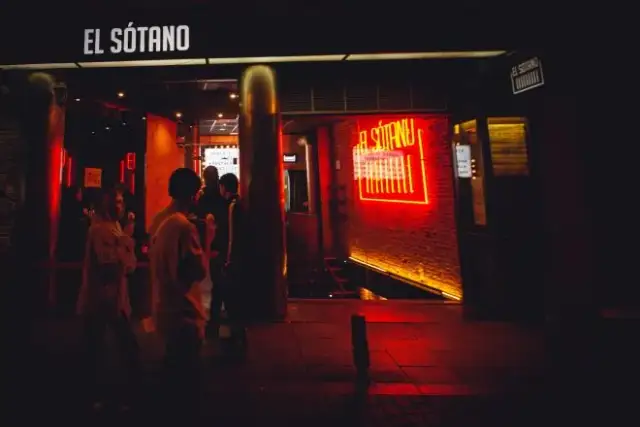 Clubs sótano en España: tu guía a la auténtica noche underground