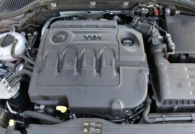 Skoda Octavia 3 jaki silnik wybrać, aby uniknąć wysokich kosztów paliwa?