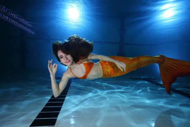 Profesjonalny ogon syreni: Jak wybrać i kupić bezpieczny sprzęt?