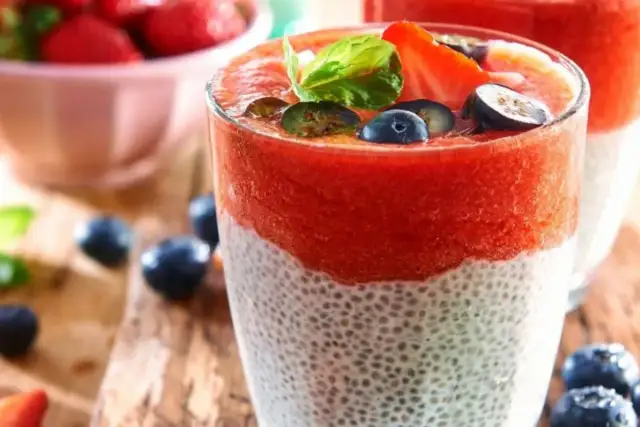 Przepisy z nasionami chia dla dzieci: zdrowe i smaczne pomysły