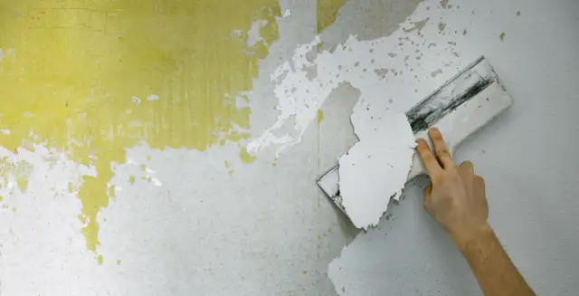 Usuwanie farby lateksowej: Jak to zrobić bez błędów?