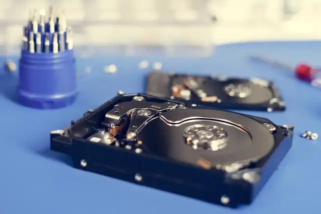 Do czego służy dysk twardy? Wszystko, co musisz wiedzieć!