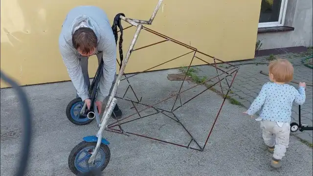 Jak zrobić kosz do kosiarki traktorka - proste kroki i porady