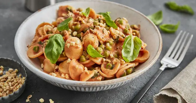 Nudeln mit Erbsen: Cremig, schnell & einfach Ihr Lieblingsrezept