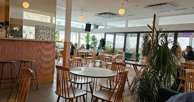 Żoliborz gdzie zjeść - najlepsze miejsca na pyszne jedzenie w dzielnicy