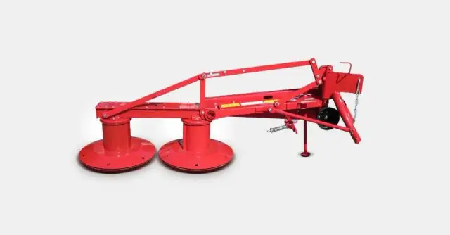 Ile waży kosiarka rotacyjna? Poznaj różnice między modelami