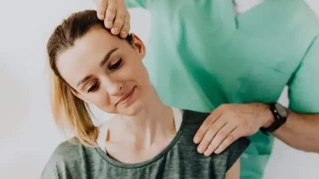 Co po fizjoterapii? Pełny przewodnik po karierze i zarobkach