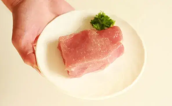 Ile kalorii ma schab gotowany? Zaskakujące fakty o jego kaloryczności