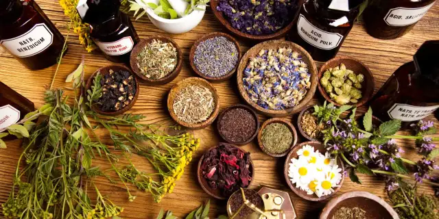 Domowe przemywanie oczu: sprawdzone metody i kiedy do lekarza