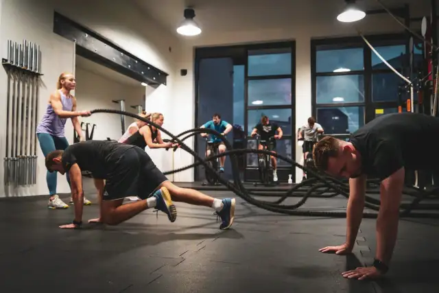 Cross trening: Co to jest? Zasady, korzyści i jak zacząć mądrze?