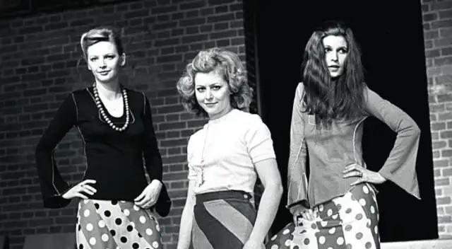 Gdzie kupić spódnicę bananową? Odkryj najlepsze sklepy i oferty