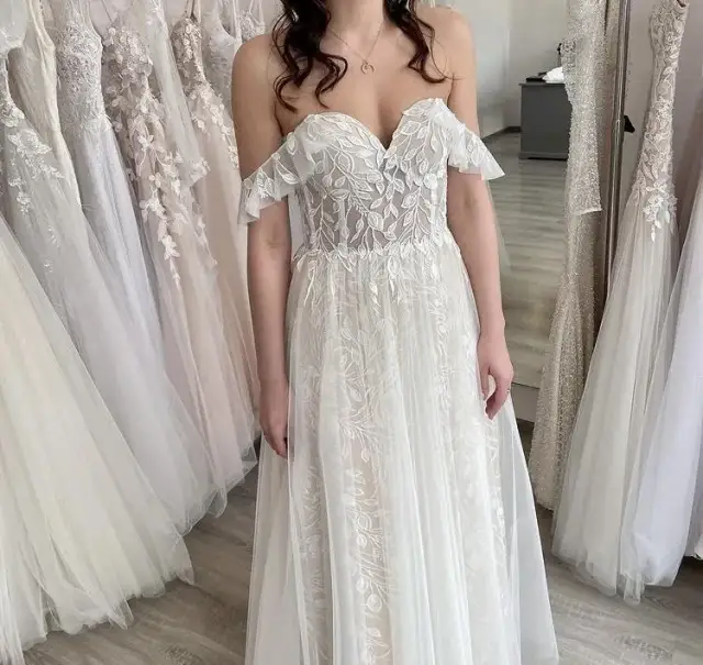 Suknia ślubna ile wcześniej? Poznaj kluczowe terminy zakupu