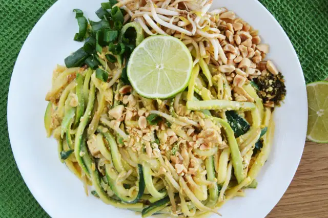Jaki makaron do Pad Thai? Odkryj sekret autentycznego smaku!
