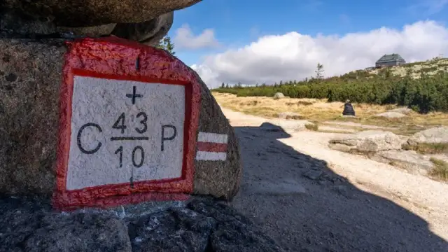 Czy szlaki w Karkonoszach są zamknięte? Sprawdź aktualny status!