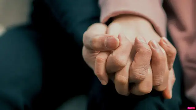 Depresja: Jak rozmawiać, by nie ranić? Mądre wsparcie bliskich