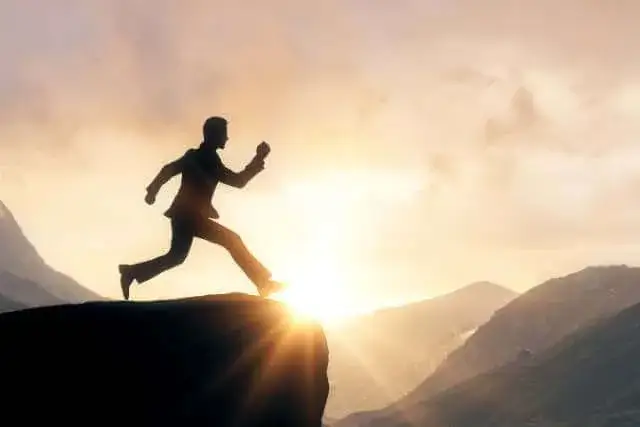 Jak się rozwijać w życiu: skuteczne strategie na osobisty sukces