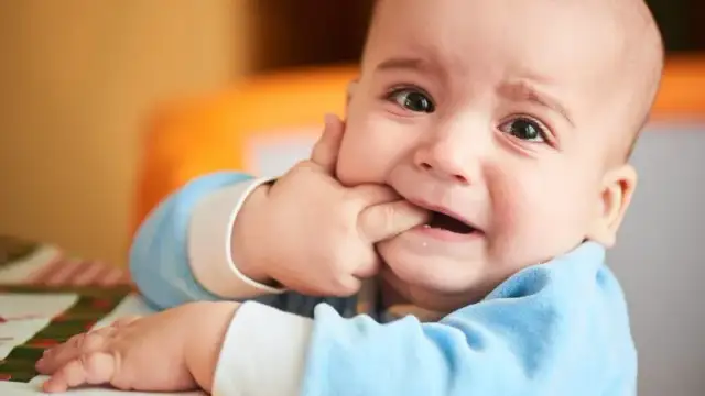 Co najlepsze na ząbkowanie: skuteczne metody łagodzenia bólu dziecka