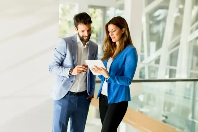 Spółka jawna KRS czy CEIDG: Wybierz najlepszą opcję dla siebie