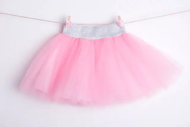 Spódniczka tiulowa dla dziewczynki: Piękna i wygodna? Sprawdź!