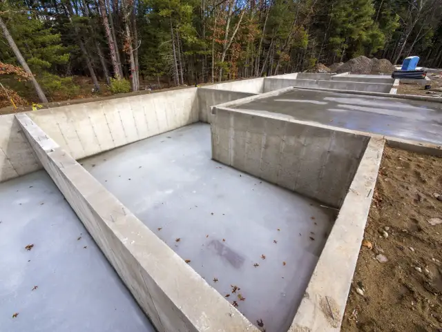 Beton na fundamenty: Jak wybrać idealny dla Twojego domu?