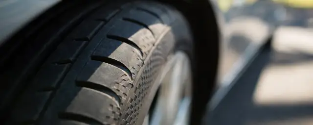Ile ciśnienia w oponach zimowych? Poradnik eksperta +0,2 bara