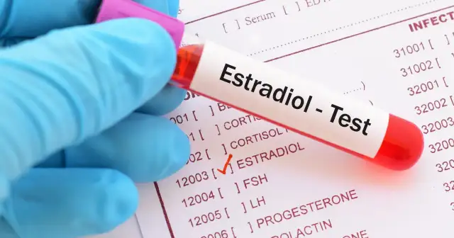 Kontrola Estrogenu na Cyklu SAA: Skuteczne Metody i Ryzyka