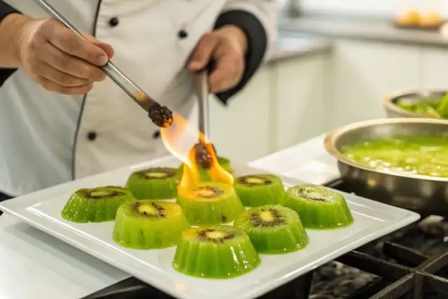 Galaretka z kiwi nie tężeje? Poznaj sekret aktynidyny!