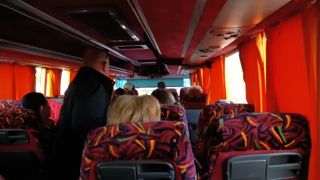 Ile zarabia się jako kierowca busa? Odkryj zaskakujące fakty