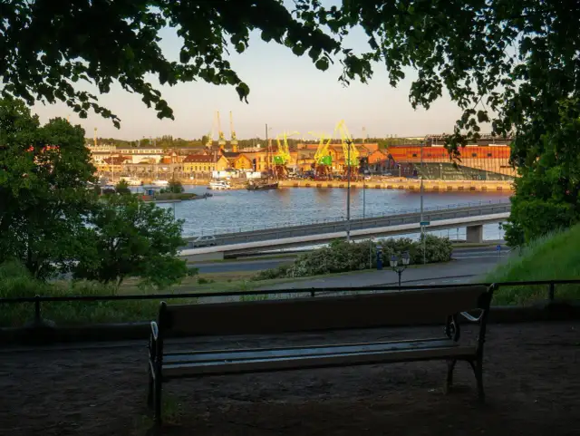 Szczecin ile km? Sprawdź odległości do popularnych miejsc w regionie