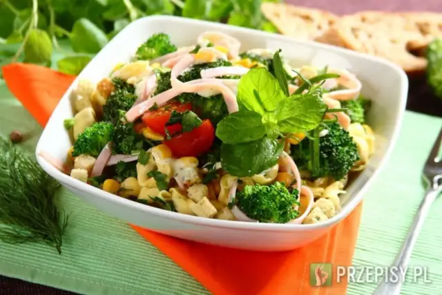 Brokuły do sałatki: chrupkie, zielone. Sekrety perfekcyjnego gotowania